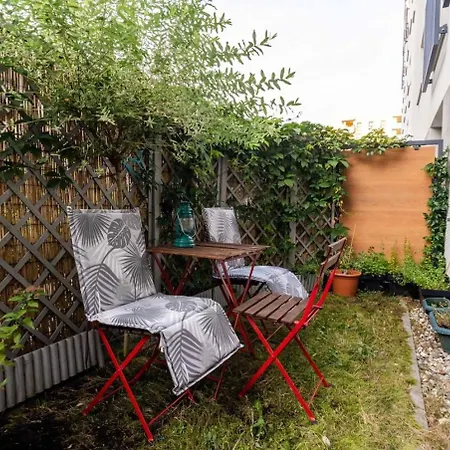 Modern 2 Bedroom With Parking Bemowo Varsovie