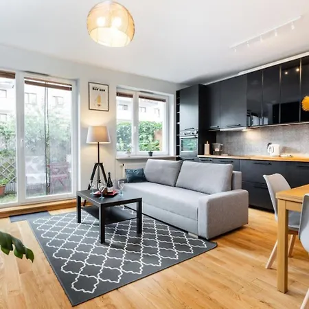 Modern 70m² With Private Garden Metro *