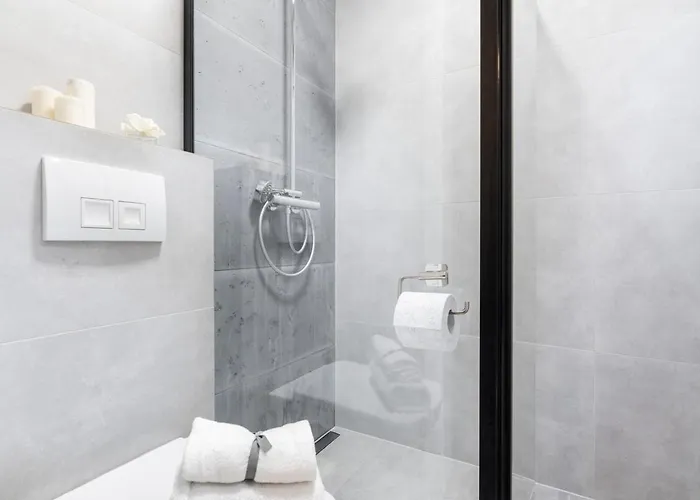 Modern 2 Bedroom With Parking Bemowo * Varsóvia