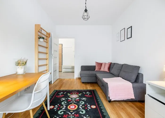 Modern 2 Bedroom With Parking Bemowo Appartement