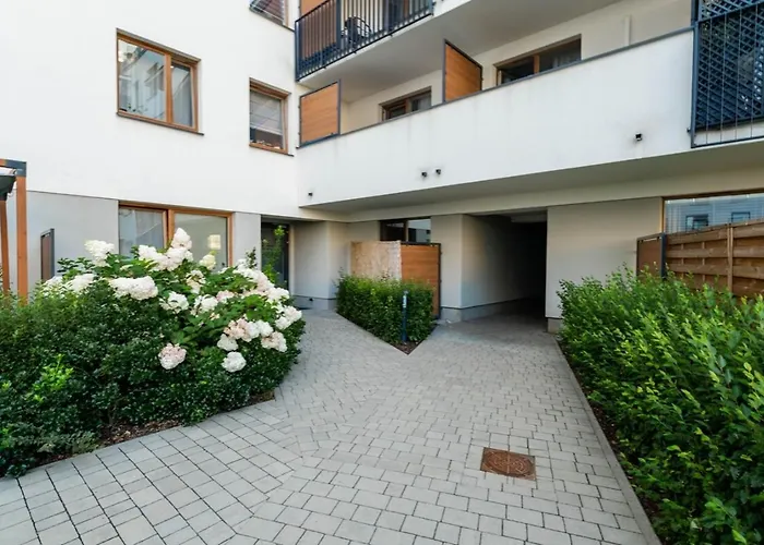 Apartamento Modern 2 Bedroom With Parking Bemowo