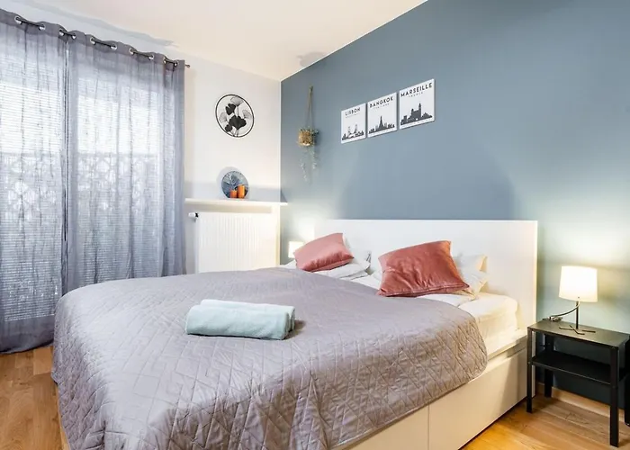 Modern 2 Bedroom With Parking Bemowo Varsóvia