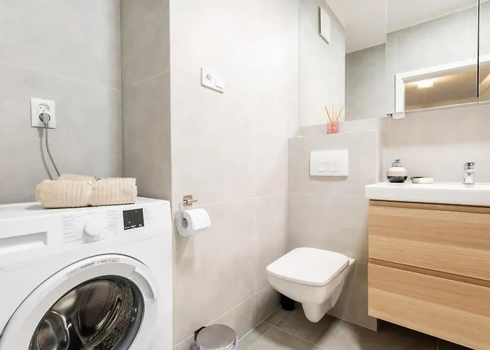 Modern 2 Bedroom With Parking Bemowo * Varsovie