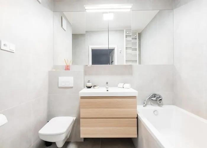 Modern 2 Bedroom With Parking Bemowo Appartement